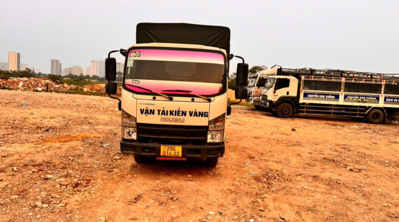 xe chở hàng 3 tấn kiến vàng