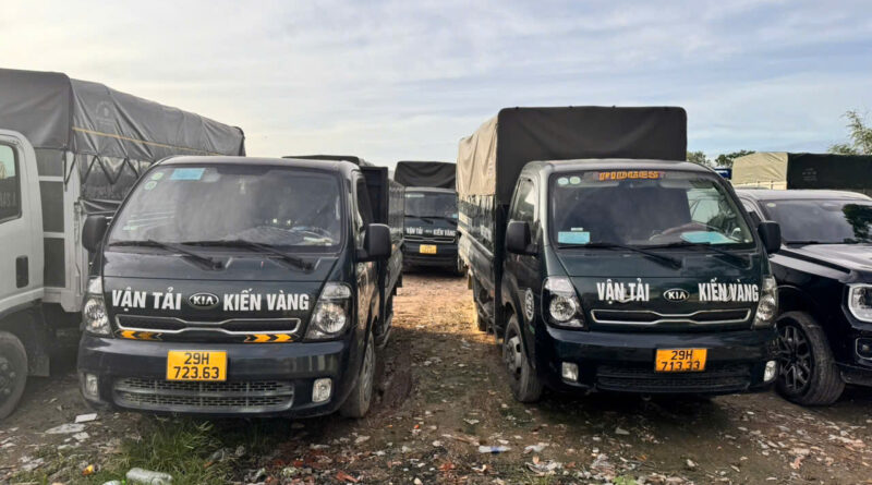 xe tải xuống hầm chung cư