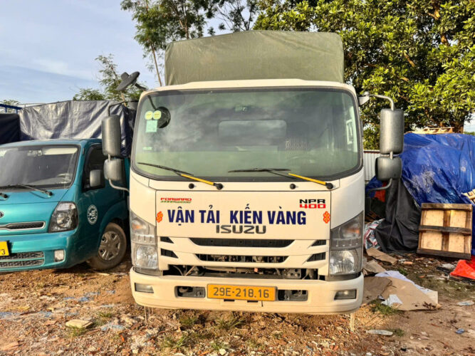 xe tải chở hàng 20 tấn