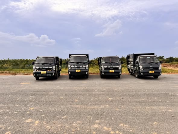 thuê xe tải 8 tấn kiến vàng
